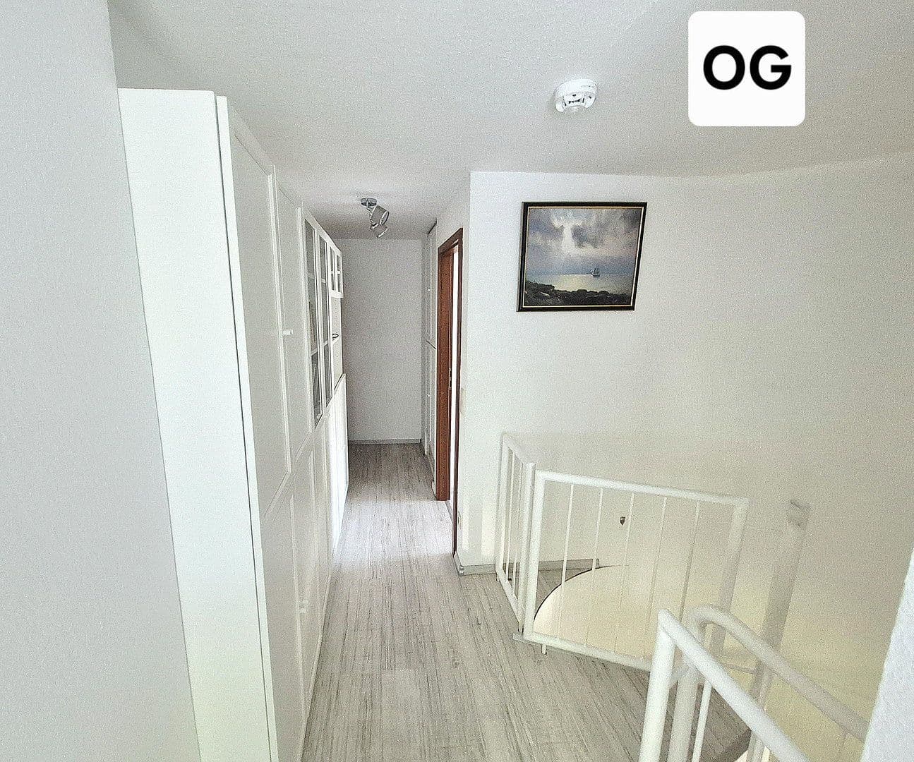 Prenájom bytu 4-izbový 96 m², Berlin, Berlín Prenájom bytu 4-izbový 96 m², Berlin, Berlín