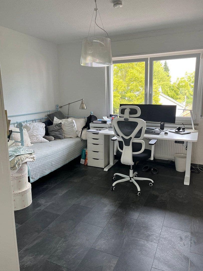 Prenájom domu 123 m², pozemok 96 m², Heusenstamm, Hesensko Prenájom domu 123 m², pozemok 96 m², Heusenstamm, Hesensko