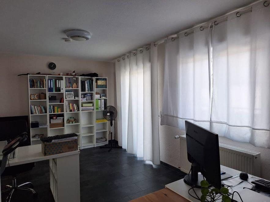 Prenájom domu 123 m², pozemok 96 m², Heusenstamm, Hesensko Prenájom domu 123 m², pozemok 96 m², Heusenstamm, Hesensko