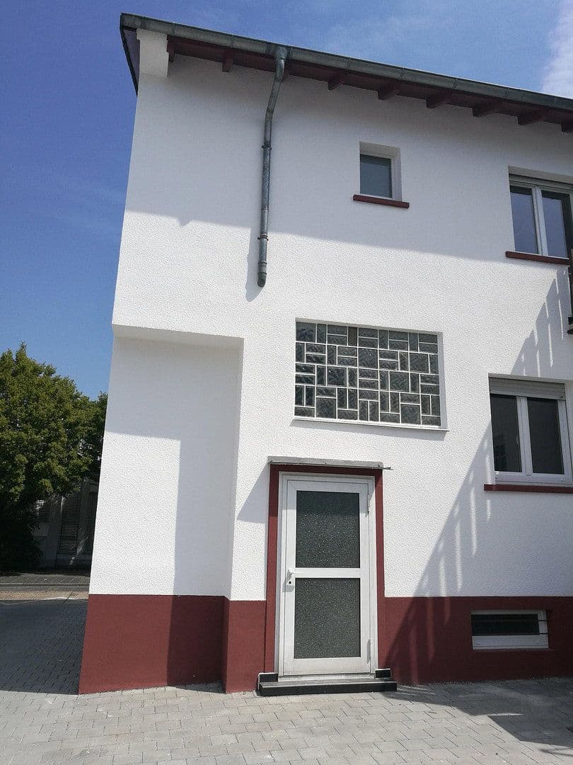 Prenájom domu 123 m², pozemok 96 m², Heusenstamm, Hesensko Prenájom domu 123 m², pozemok 96 m², Heusenstamm, Hesensko