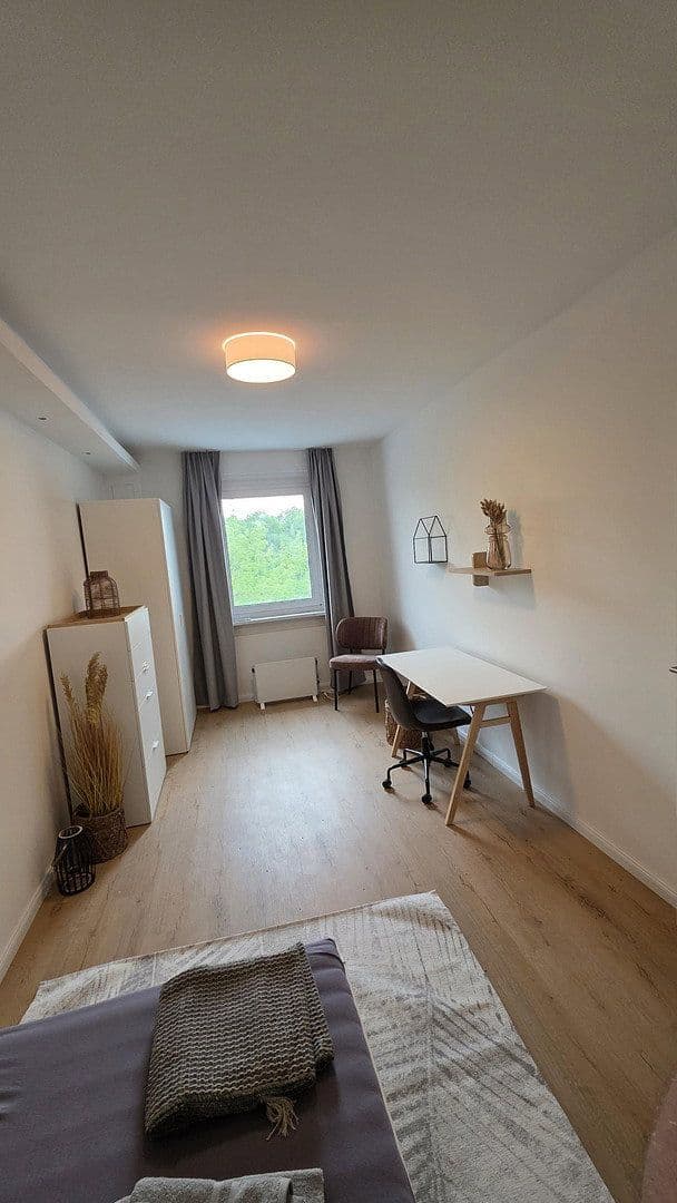 Prenájom bytu 95 m², Pablo-Picasso-Straße 25, Berlin, Berlín Prenájom bytu 95 m², Pablo-Picasso-Straße 25, Berlin, Berlín
