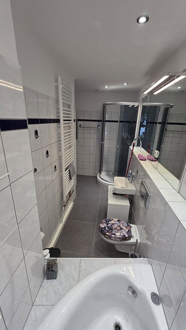 Prenájom bytu 95 m², Pablo-Picasso-Straße 25, Berlin, Berlín Prenájom bytu 95 m², Pablo-Picasso-Straße 25, Berlin, Berlín
