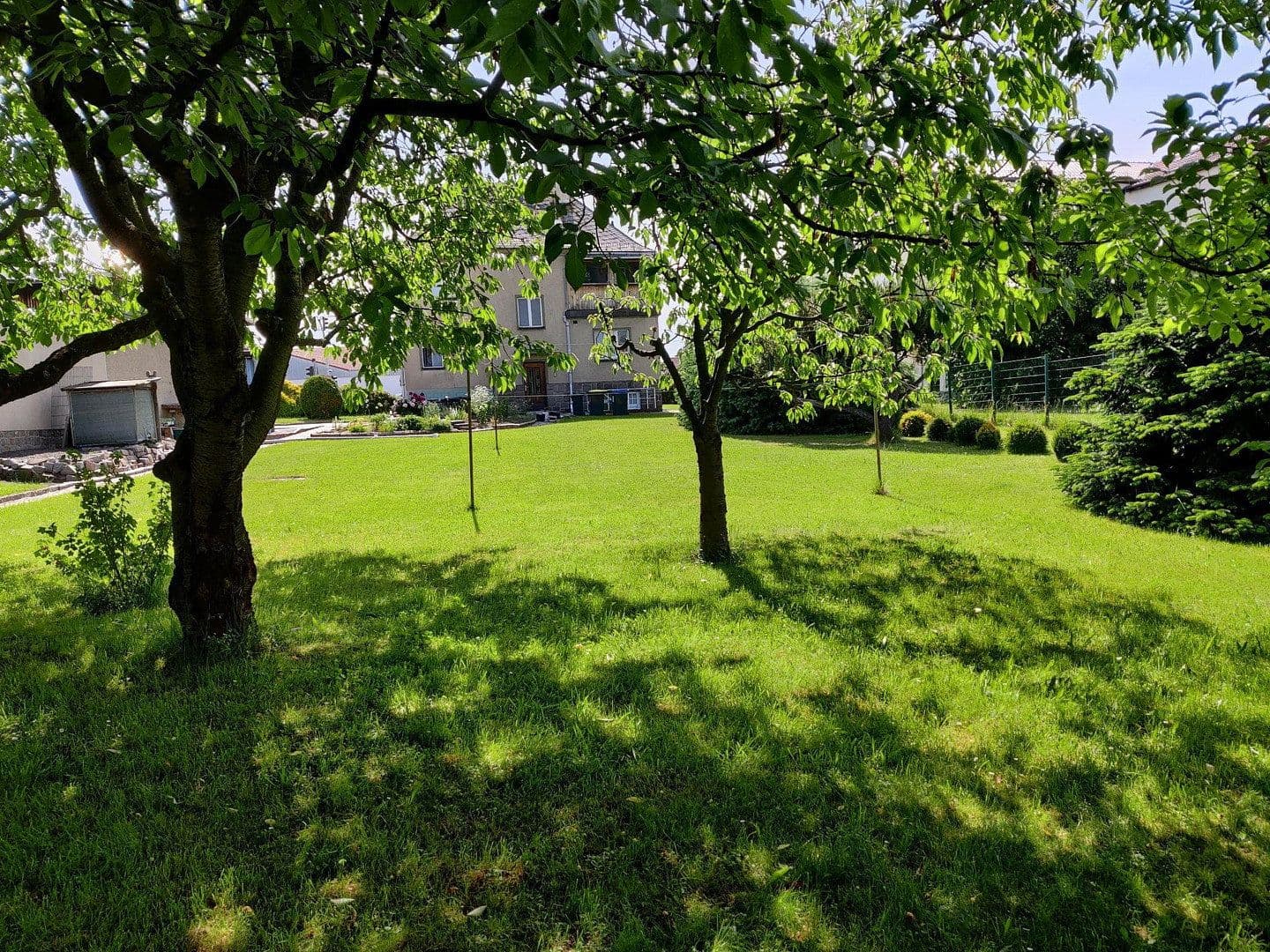Predaj domu 154 m², pozemok 2.460 m², Chemnitzerstraße 103, Penig, Sasko Predaj domu 154 m², pozemok 2.460 m², Chemnitzerstraße 103, Penig, Sasko