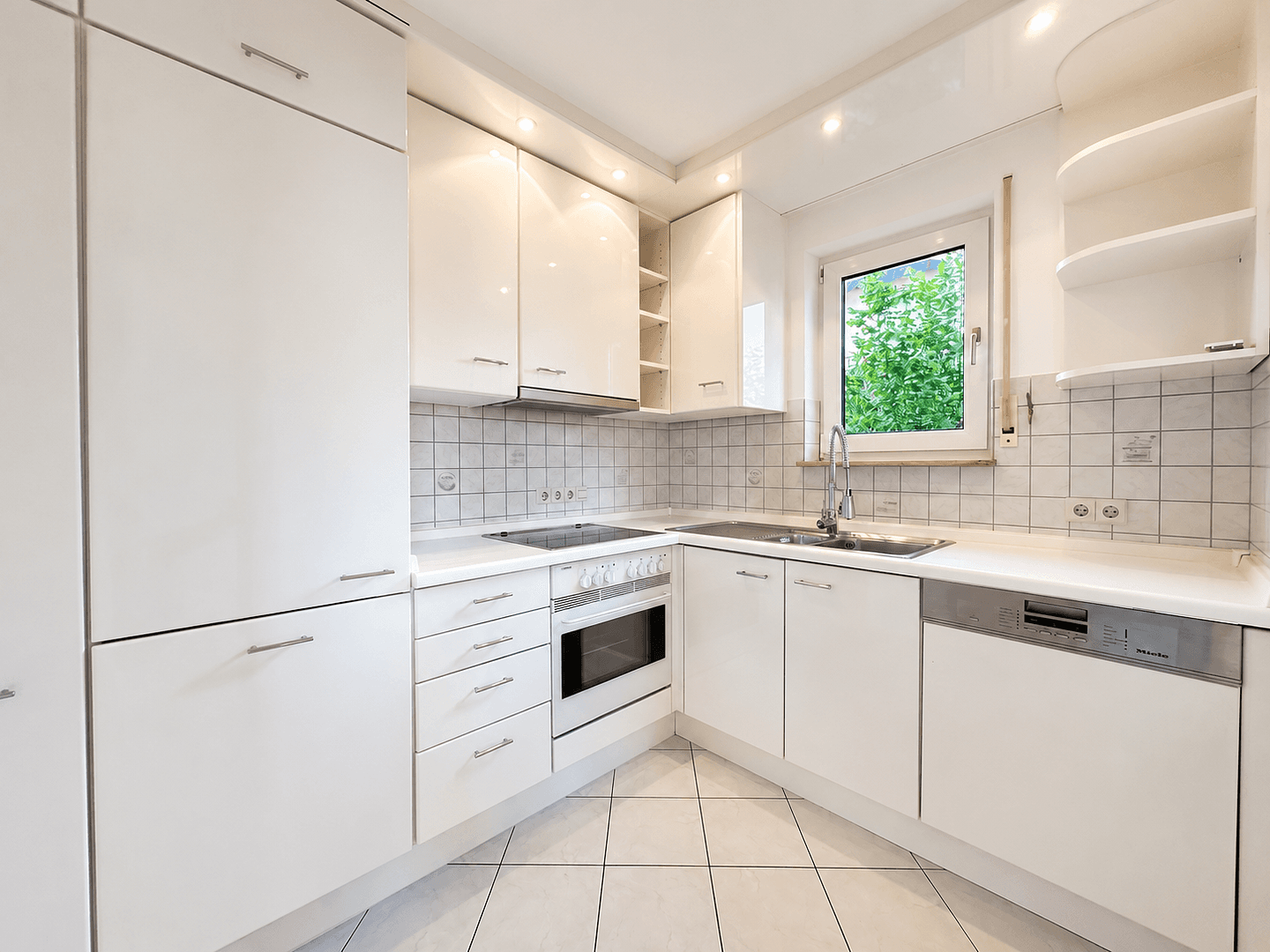 Predaj bytu 3-izbový 86 m², Bahnhofstraße 79, Schwaikheim, Bádensko-Wurttembersko Predaj bytu 3-izbový 86 m², Bahnhofstraße 79, Schwaikheim, Bádensko-Wurttembersko