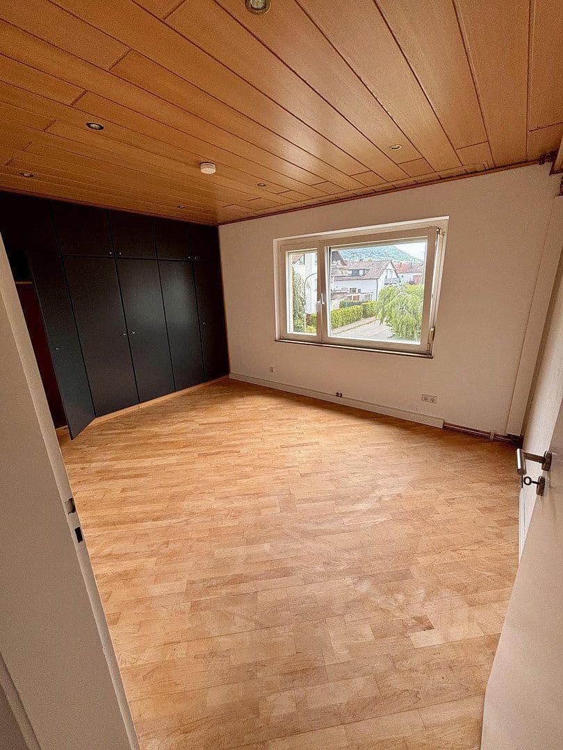 Predaj domu 192 m², pozemok 471 m², Gingen an der Fils, Bádensko-Wurttembersko Predaj domu 192 m², pozemok 471 m², Gingen an der Fils, Bádensko-Wurttembersko