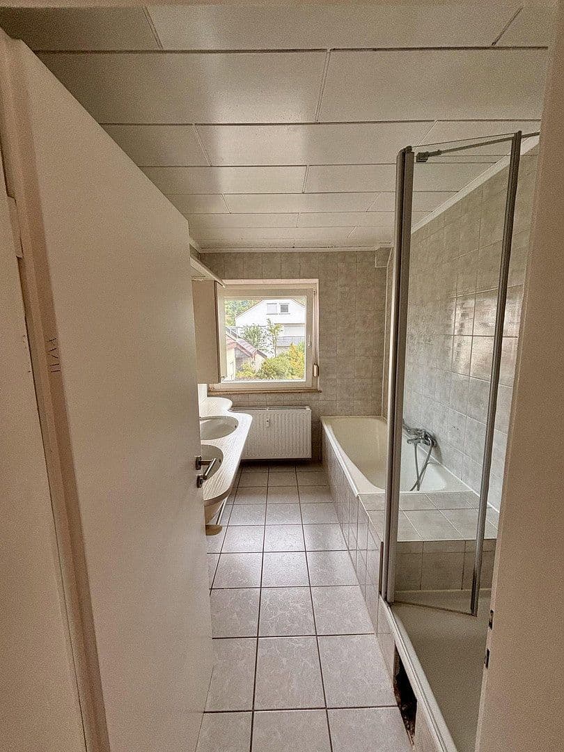 Predaj domu 192 m², pozemok 471 m², Gingen an der Fils, Bádensko-Wurttembersko Predaj domu 192 m², pozemok 471 m², Gingen an der Fils, Bádensko-Wurttembersko