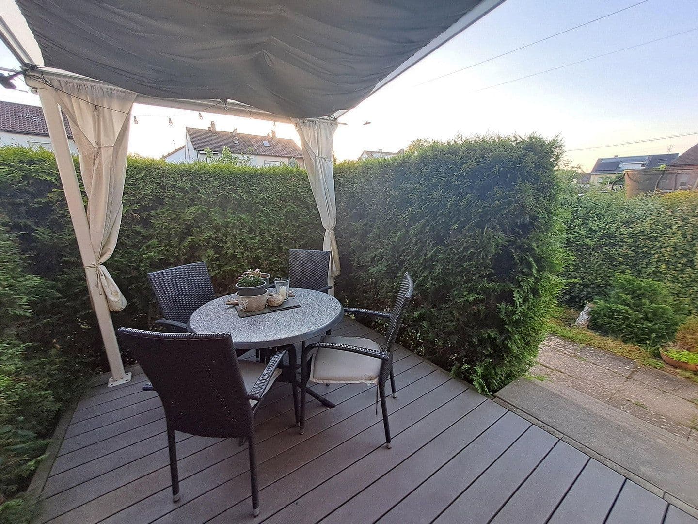 Predaj domu 108 m², pozemok 311 m², Unterensingen, Bádensko-Wurttembersko Predaj domu 108 m², pozemok 311 m², Unterensingen, Bádensko-Wurttembersko