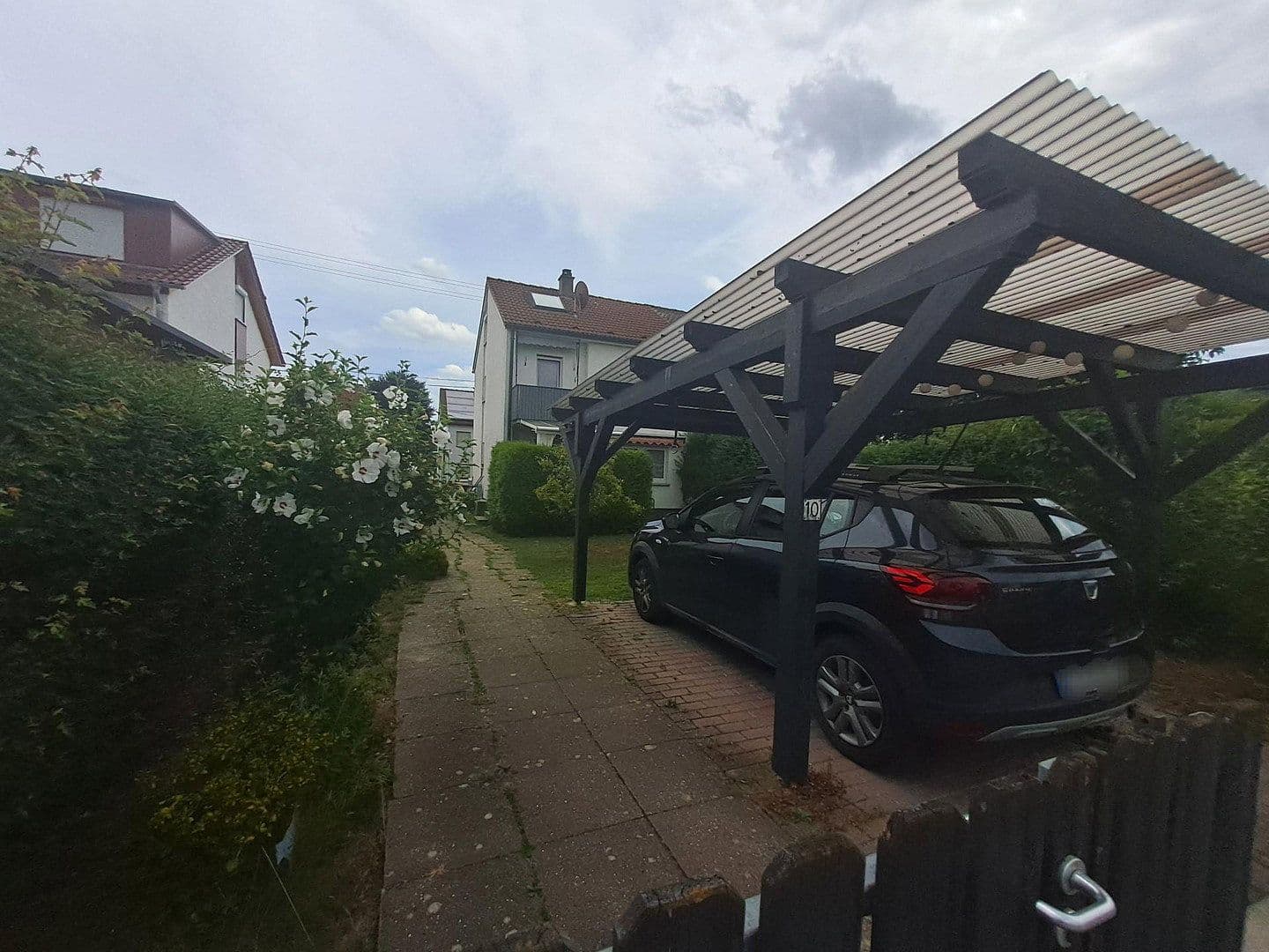 Predaj domu 108 m², pozemok 311 m², Unterensingen, Bádensko-Wurttembersko Predaj domu 108 m², pozemok 311 m², Unterensingen, Bádensko-Wurttembersko