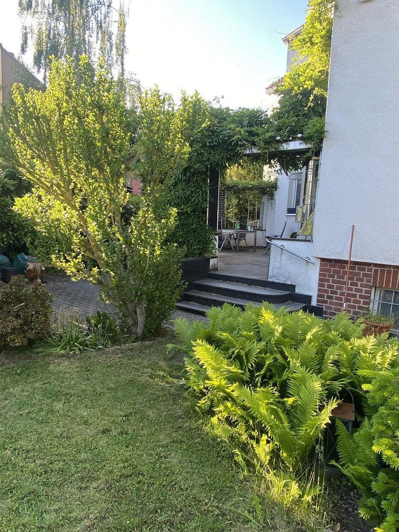 Predaj domu 130 m², pozemok 300 m², Saarlouiser Straße 4, Leipzig, Sasko Predaj domu 130 m², pozemok 300 m², Saarlouiser Straße 4, Leipzig, Sasko