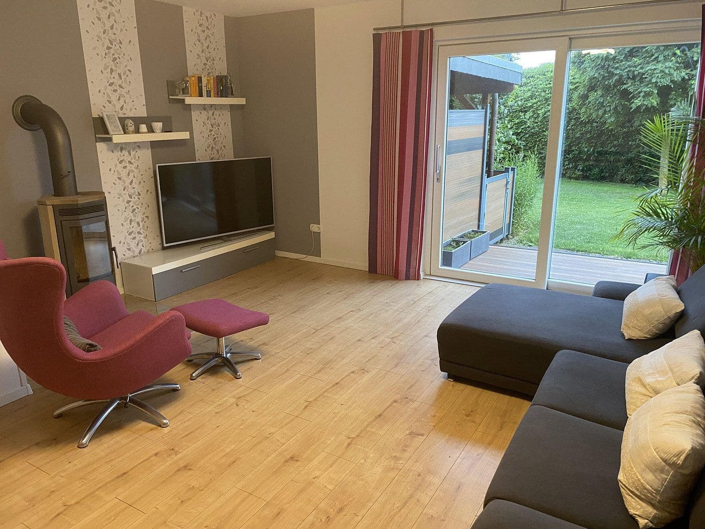 Predaj domu 100 m², pozemok 284 m², Wardenburg, Dolné Sasko Predaj domu 100 m², pozemok 284 m², Wardenburg, Dolné Sasko