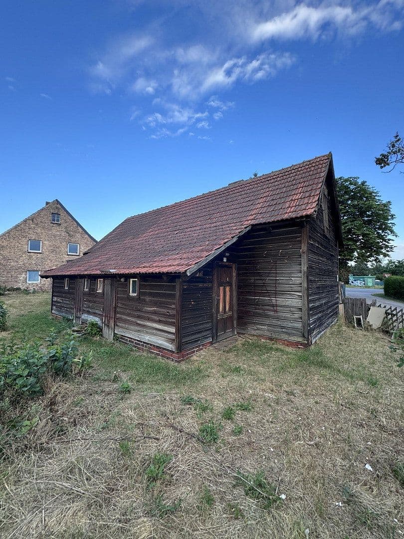 Prenájom nebytového priestoru 100 m², Reckahner Dorfstr. 12, Kloster Lehnin, Brandenbursko Prenájom nebytového priestoru 100 m², Reckahner Dorfstr. 12, Kloster Lehnin, Brandenbursko