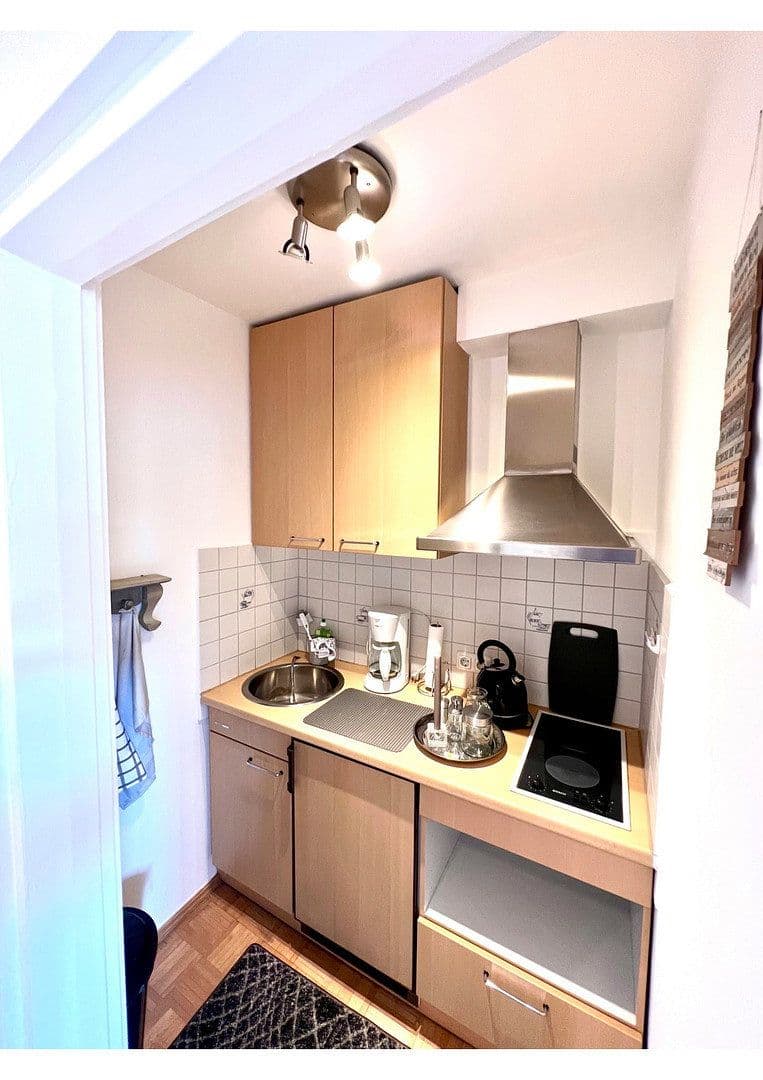 Prenájom bytu 1-izbový 33 m², Bayreuther Straße 17, Nürnberg, Bavorsko Prenájom bytu 1-izbový 33 m², Bayreuther Straße 17, Nürnberg, Bavorsko