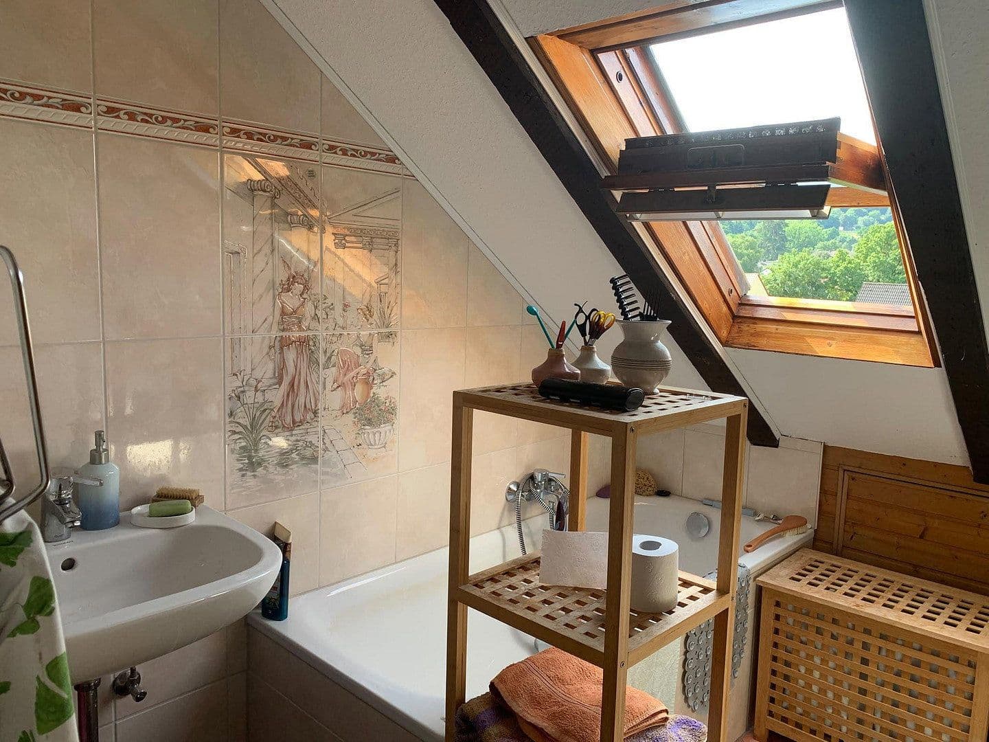 Prenájom bytu 1-izbový 60 m², August-Bendler-Str. 11, Schwelm, Severné Porýnie - Westfálsko Prenájom bytu 1-izbový 60 m², August-Bendler-Str. 11, Schwelm, Severné Porýnie - Westfálsko