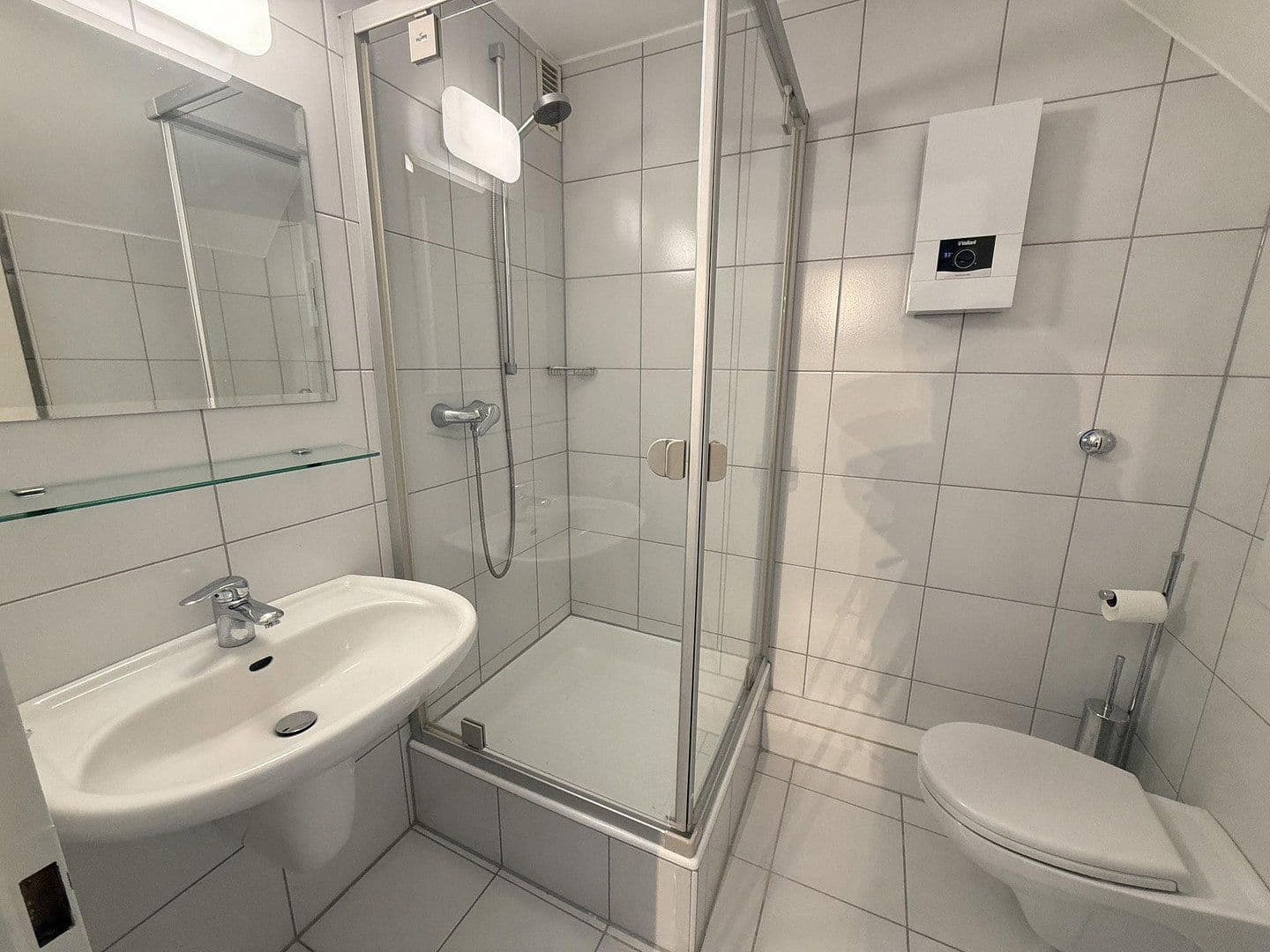 Prenájom bytu 2-izbový 73 m², Leverkusen, Severné Porýnie - Westfálsko Prenájom bytu 2-izbový 73 m², Leverkusen, Severné Porýnie - Westfálsko