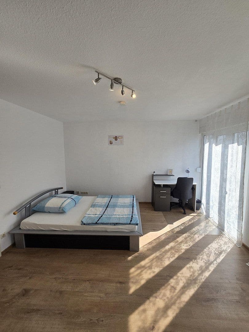 Prenájom bytu 1-izbový 28 m², Lange Straße 74, Fürth, Bavorsko Prenájom bytu 1-izbový 28 m², Lange Straße 74, Fürth, Bavorsko