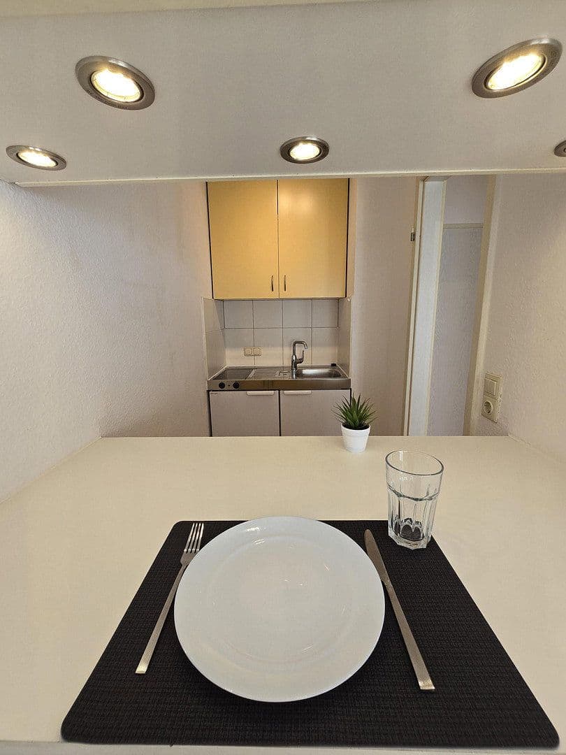 Prenájom bytu 1-izbový 28 m², Lange Straße 74, Fürth, Bavorsko Prenájom bytu 1-izbový 28 m², Lange Straße 74, Fürth, Bavorsko