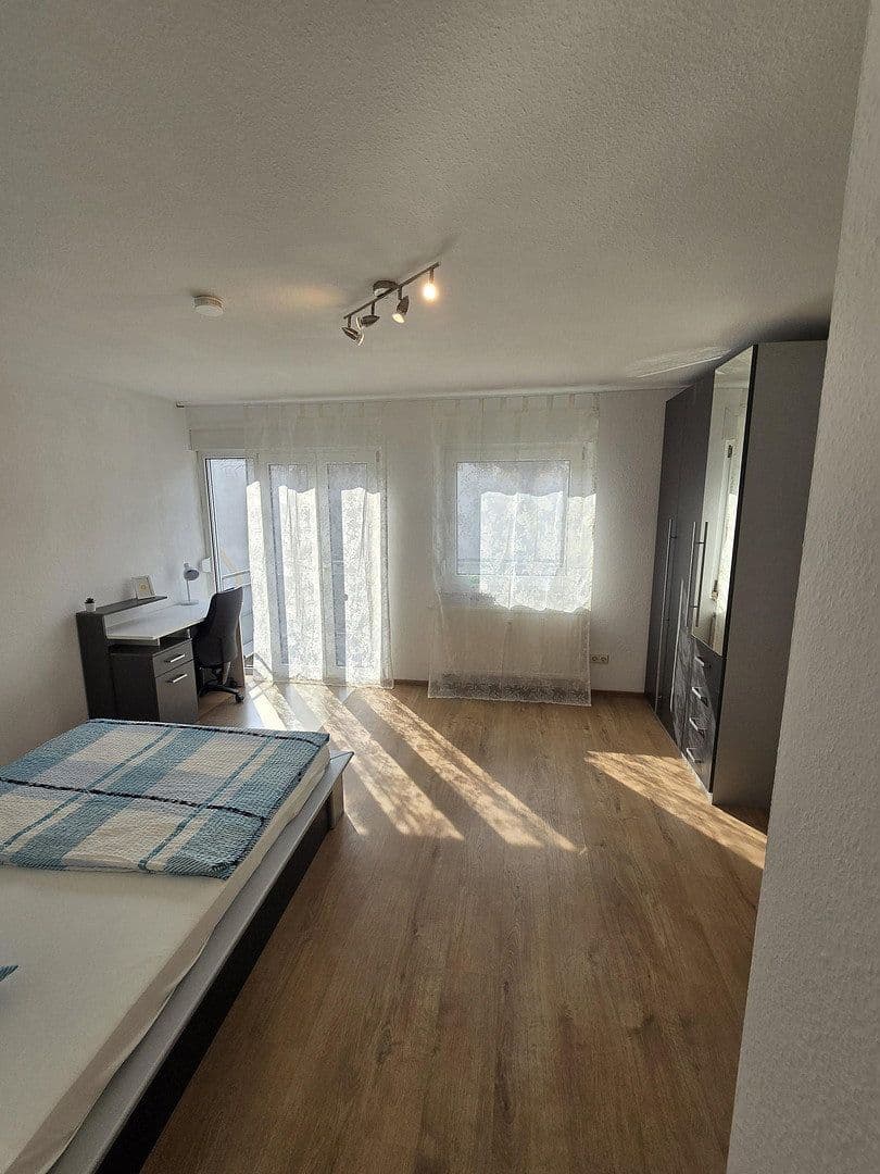 Prenájom bytu 1-izbový 28 m², Lange Straße 74, Fürth, Bavorsko Prenájom bytu 1-izbový 28 m², Lange Straße 74, Fürth, Bavorsko