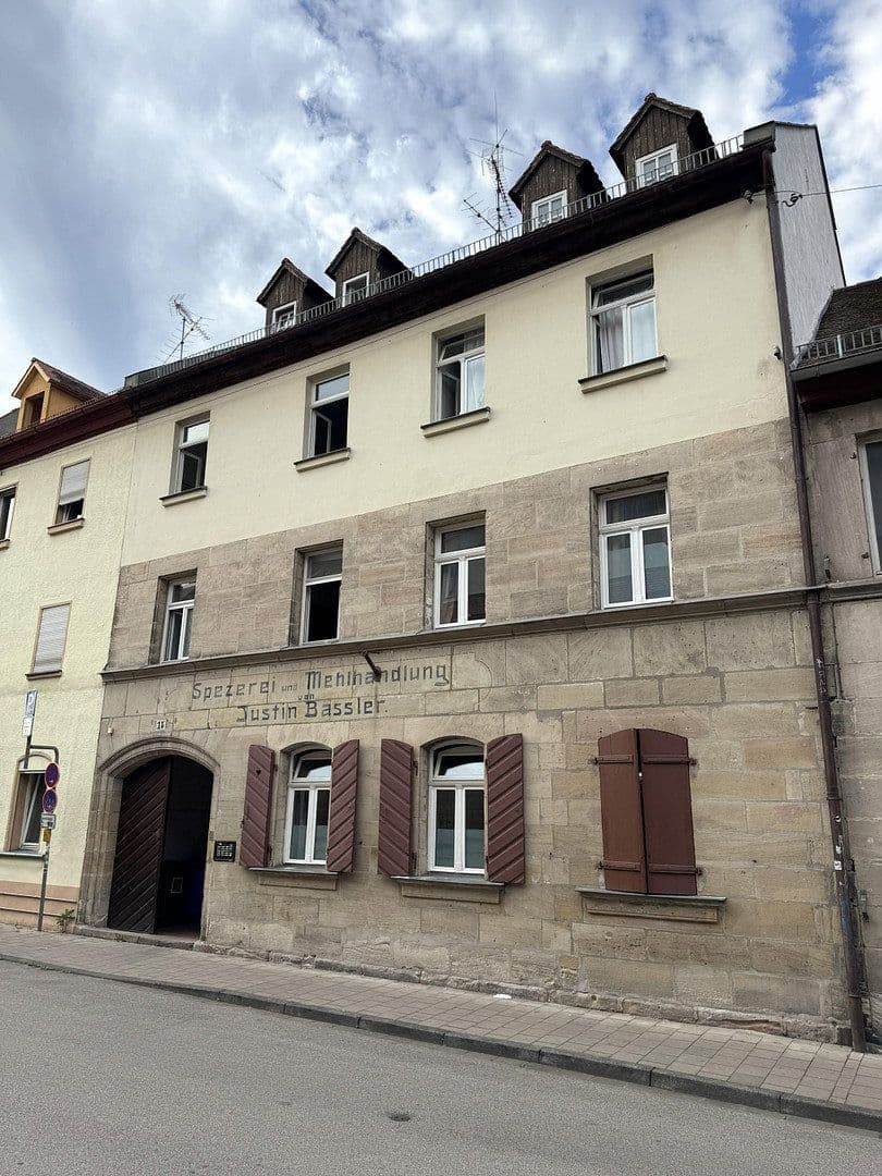 Prenájom bytu 2-izbový 40 m², Vierzigmannstrasse 15, Erlangen, Bavorsko Prenájom bytu 2-izbový 40 m², Vierzigmannstrasse 15, Erlangen, Bavorsko