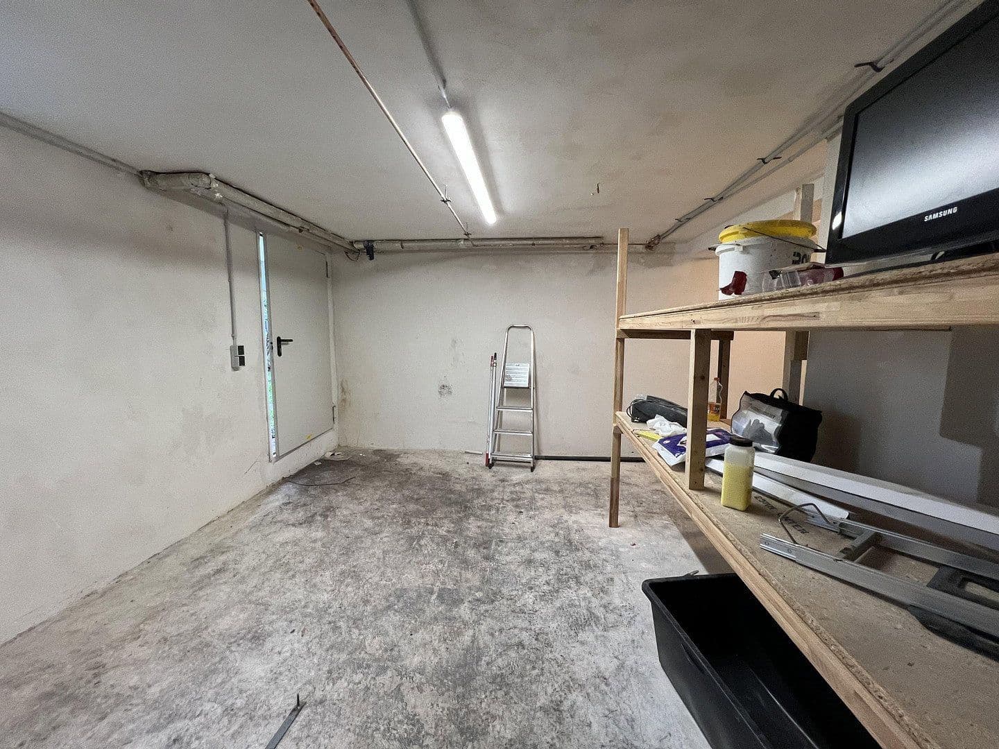 Prenájom nebytového priestoru 60 m², An der Luisenburg 11, Leverkusen, Severné Porýnie - Westfálsko Prenájom nebytového priestoru 60 m², An der Luisenburg 11, Leverkusen, Severné Porýnie - Westfálsko