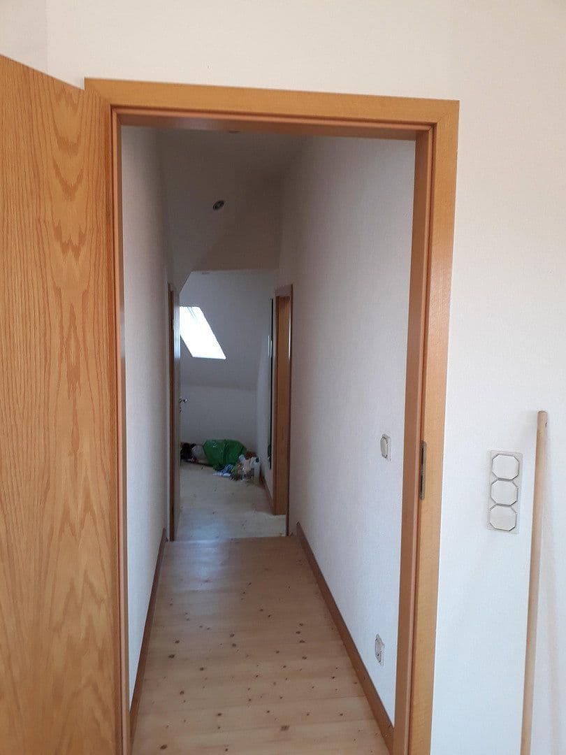Prenájom bytu 2-izbový 70 m², Mettlach, Sársko Prenájom bytu 2-izbový 70 m², Mettlach, Sársko