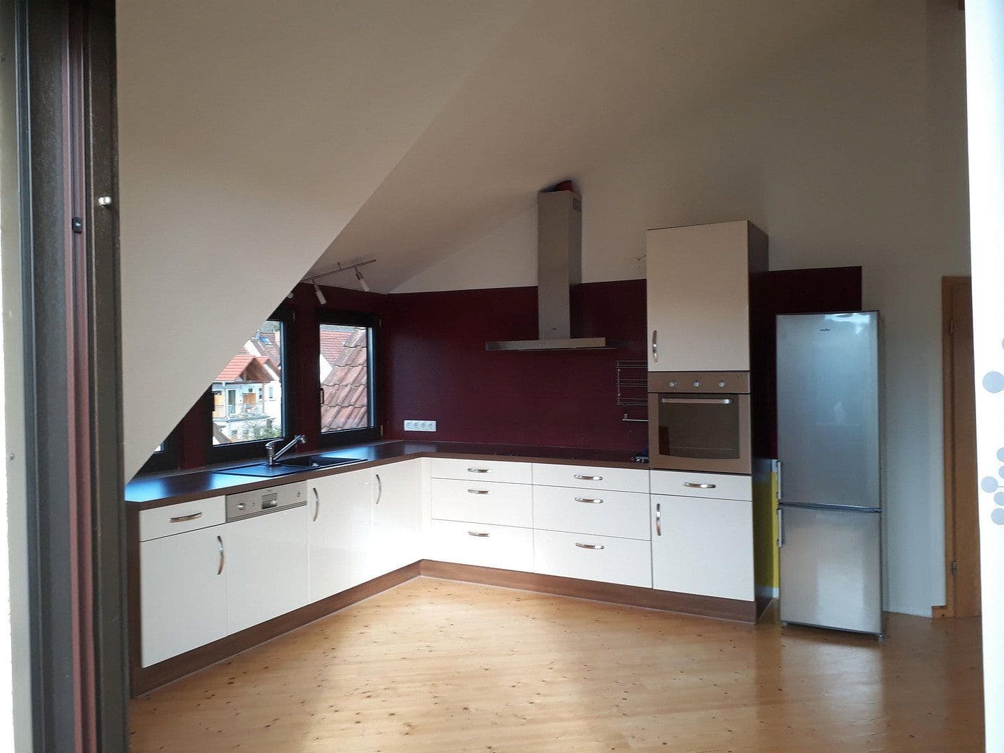 Prenájom bytu 2-izbový 70 m², Mettlach, Sársko Prenájom bytu 2-izbový 70 m², Mettlach, Sársko