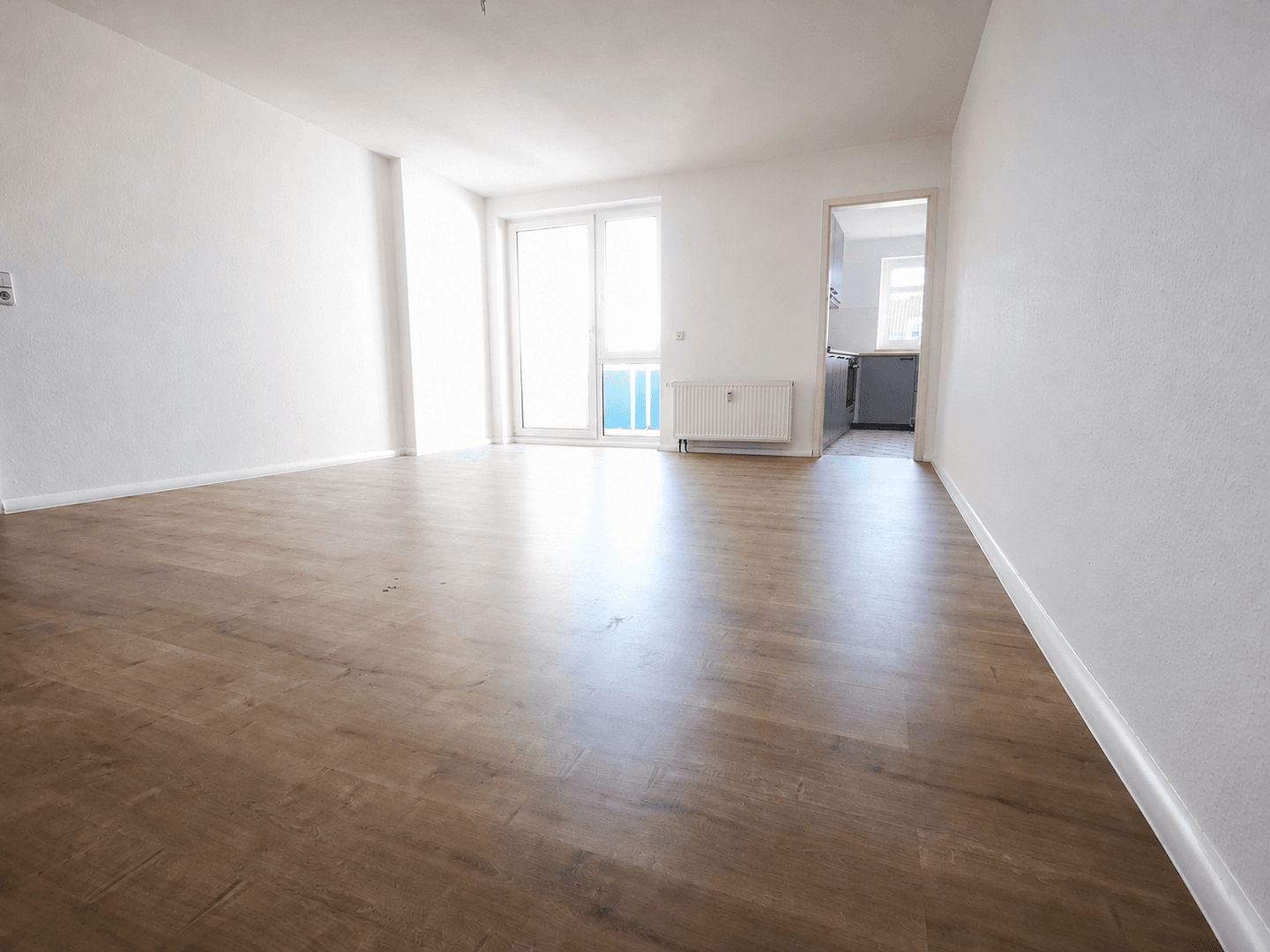 Prenájom bytu 3-izbový 84 m², Arthur-Bretschneider-Strasse 13, Chemnitz, Sasko Prenájom bytu 3-izbový 84 m², Arthur-Bretschneider-Strasse 13, Chemnitz, Sasko