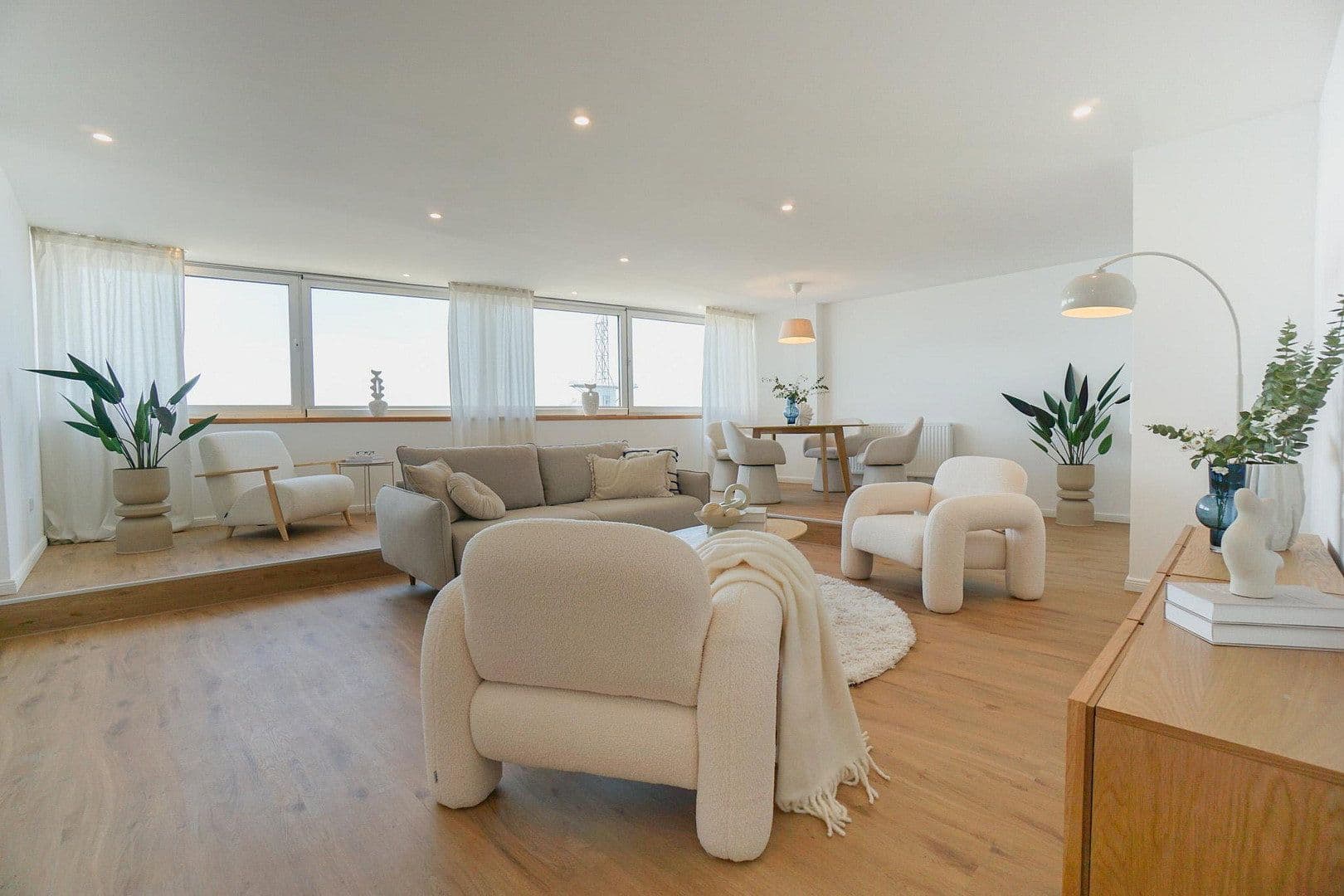 Predaj bytu 4-izbový 106 m², Bremerhaven, Brémy Predaj bytu 4-izbový 106 m², Bremerhaven, Brémy