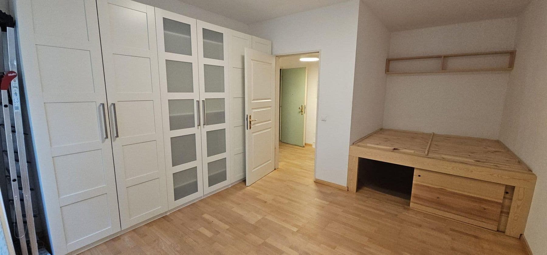 Predaj bytu 2-izbový 61 m², Berlin, Berlín Predaj bytu 2-izbový 61 m², Berlin, Berlín