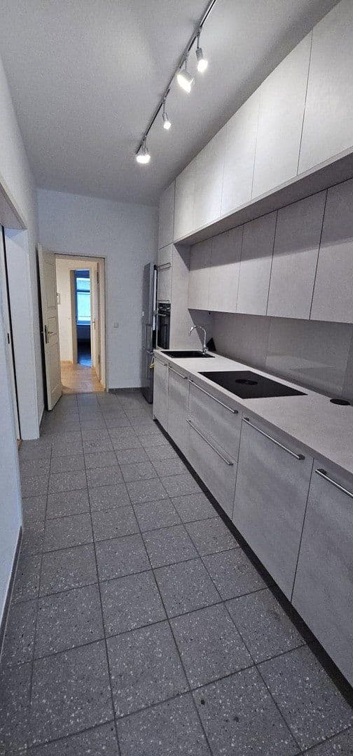 Predaj bytu 2-izbový 61 m², Berlin, Berlín Predaj bytu 2-izbový 61 m², Berlin, Berlín