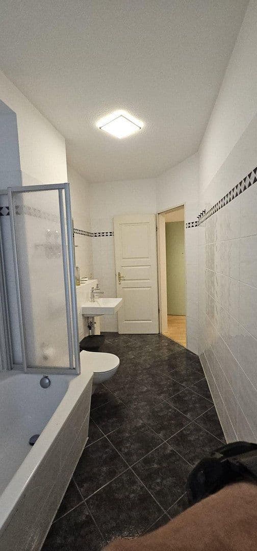 Predaj bytu 2-izbový 61 m², Berlin, Berlín Predaj bytu 2-izbový 61 m², Berlin, Berlín