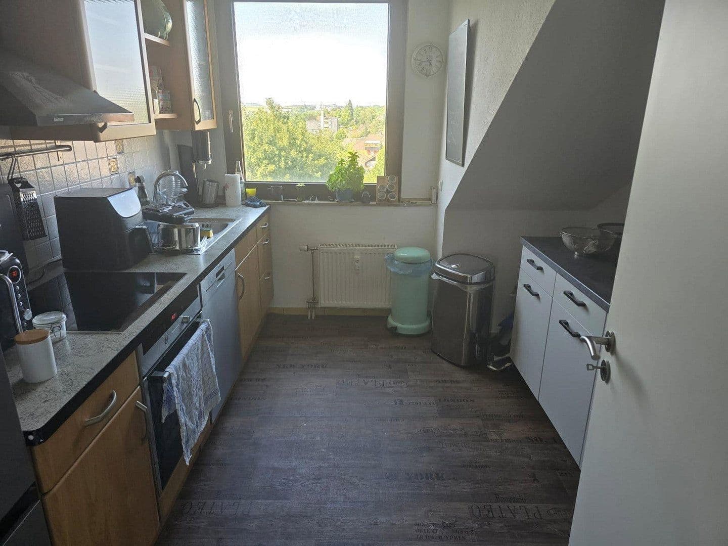 Prenájom bytu 3-izbový 79 m², Haydnstraße 128, Mettmann, Severné Porýnie - Westfálsko Prenájom bytu 3-izbový 79 m², Haydnstraße 128, Mettmann, Severné Porýnie - Westfálsko