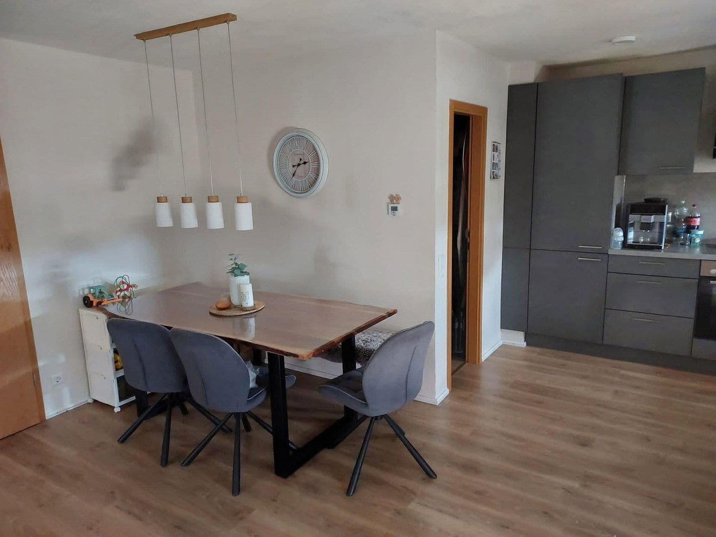 Predaj bytu 2-izbový 60 m², Biberach an der Riß, Bádensko-Wurttembersko Predaj bytu 2-izbový 60 m², Biberach an der Riß, Bádensko-Wurttembersko