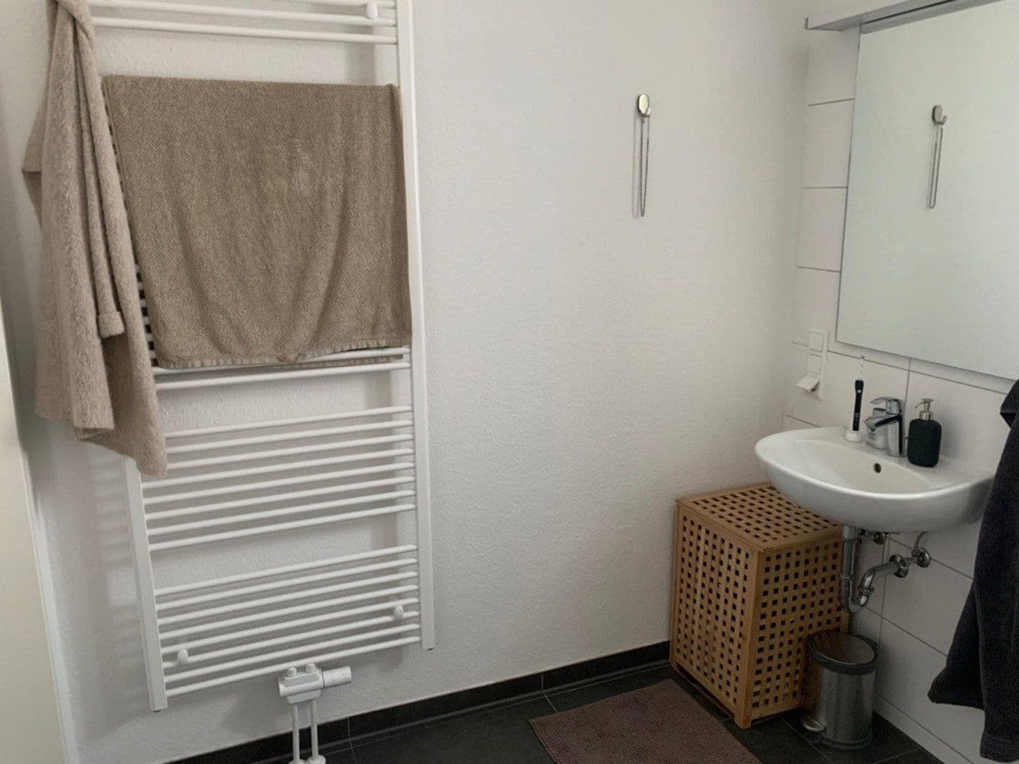 Prenájom bytu 1-izbový 38 m², Dietrichsweg 66a, Oldenburg, Dolné Sasko Prenájom bytu 1-izbový 38 m², Dietrichsweg 66a, Oldenburg, Dolné Sasko