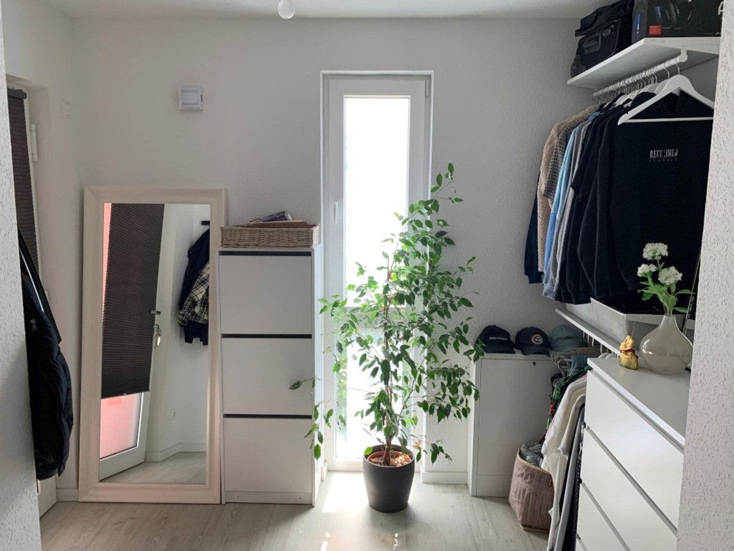 Prenájom bytu 1-izbový 38 m², Dietrichsweg 66a, Oldenburg, Dolné Sasko Prenájom bytu 1-izbový 38 m², Dietrichsweg 66a, Oldenburg, Dolné Sasko