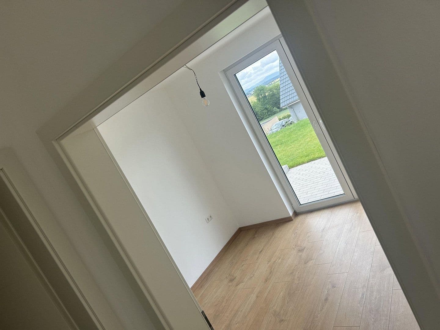 Predaj bytu 3-izbový 55 m², Petersberg, Hesensko Predaj bytu 3-izbový 55 m², Petersberg, Hesensko