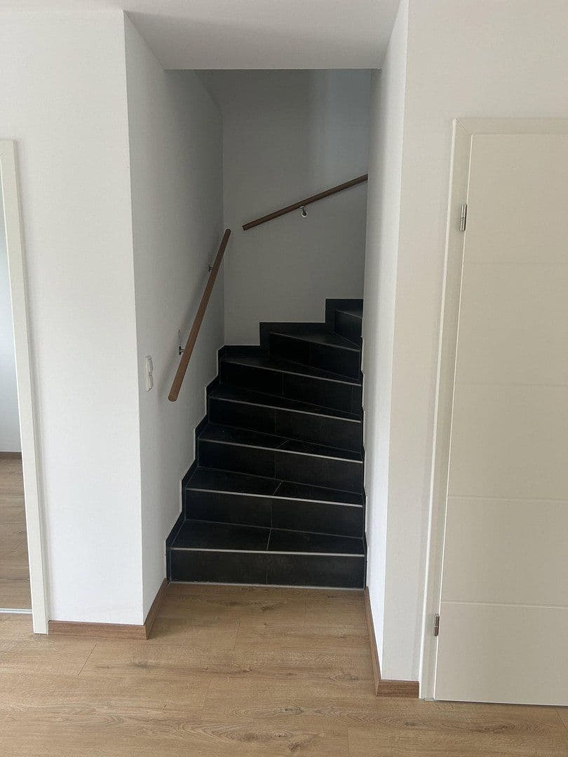 Predaj bytu 3-izbový 55 m², Petersberg, Hesensko Predaj bytu 3-izbový 55 m², Petersberg, Hesensko