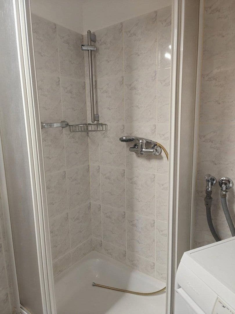 Prenájom bytu 1-izbový 30 m², Volhardstraße 10, Leverkusen, Severné Porýnie - Westfálsko Prenájom bytu 1-izbový 30 m², Volhardstraße 10, Leverkusen, Severné Porýnie - Westfálsko