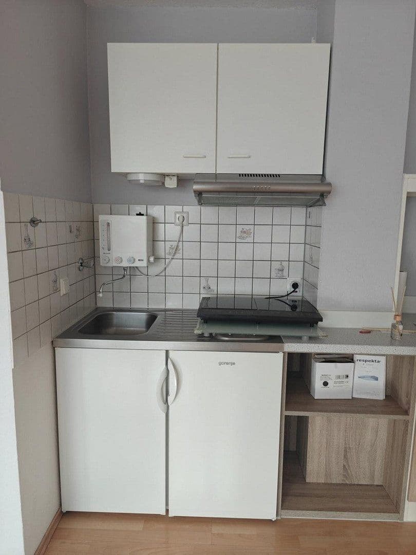 Prenájom bytu 1-izbový 30 m², Volhardstraße 10, Leverkusen, Severné Porýnie - Westfálsko Prenájom bytu 1-izbový 30 m², Volhardstraße 10, Leverkusen, Severné Porýnie - Westfálsko
