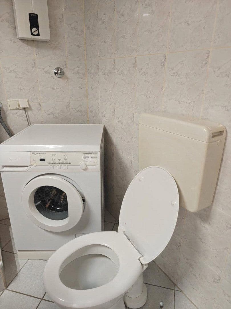 Prenájom bytu 1-izbový 30 m², Volhardstraße 10, Leverkusen, Severné Porýnie - Westfálsko Prenájom bytu 1-izbový 30 m², Volhardstraße 10, Leverkusen, Severné Porýnie - Westfálsko
