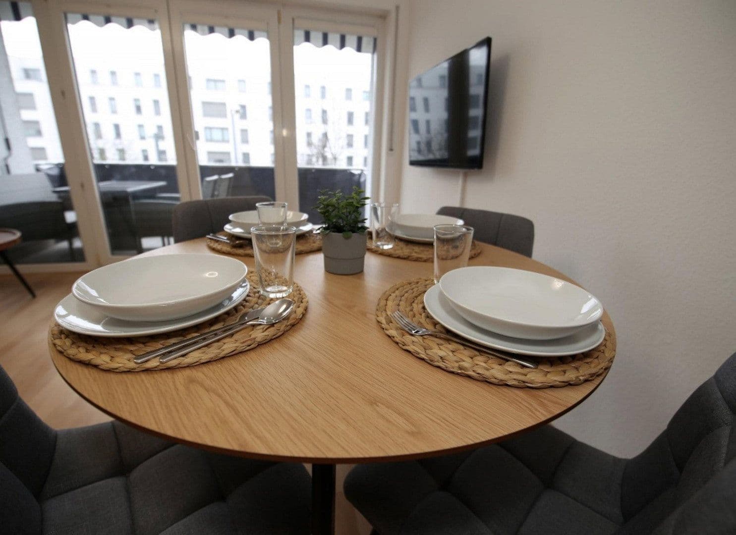 Prenájom bytu 1-izbový 53 m², Wilhelm-Leuschner-Straße 47, Karlsruhe, Bádensko-Wurttembersko Prenájom bytu 1-izbový 53 m², Wilhelm-Leuschner-Straße 47, Karlsruhe, Bádensko-Wurttembersko