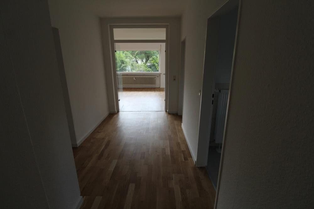 Prenájom bytu 3-izbový 104 m², Frankensteinerstr. 146, Darmstadt - Eberstadt, Hesensko Prenájom bytu 3-izbový 104 m², Frankensteinerstr. 146, Darmstadt - Eberstadt, Hesensko