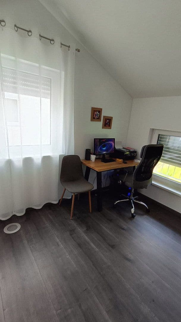 Predaj domu 112 m², pozemok 439 m², Haiterbach, Bádensko-Wurttembersko Predaj domu 112 m², pozemok 439 m², Haiterbach, Bádensko-Wurttembersko