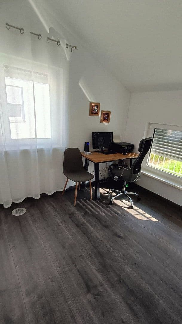 Predaj domu 112 m², pozemok 439 m², Haiterbach, Bádensko-Wurttembersko Predaj domu 112 m², pozemok 439 m², Haiterbach, Bádensko-Wurttembersko