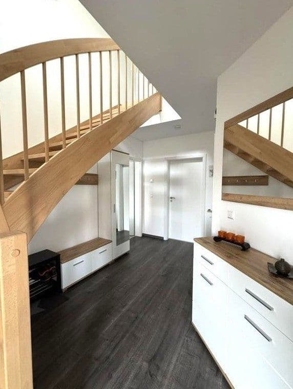 Predaj domu 112 m², pozemok 439 m², Haiterbach, Bádensko-Wurttembersko Predaj domu 112 m², pozemok 439 m², Haiterbach, Bádensko-Wurttembersko