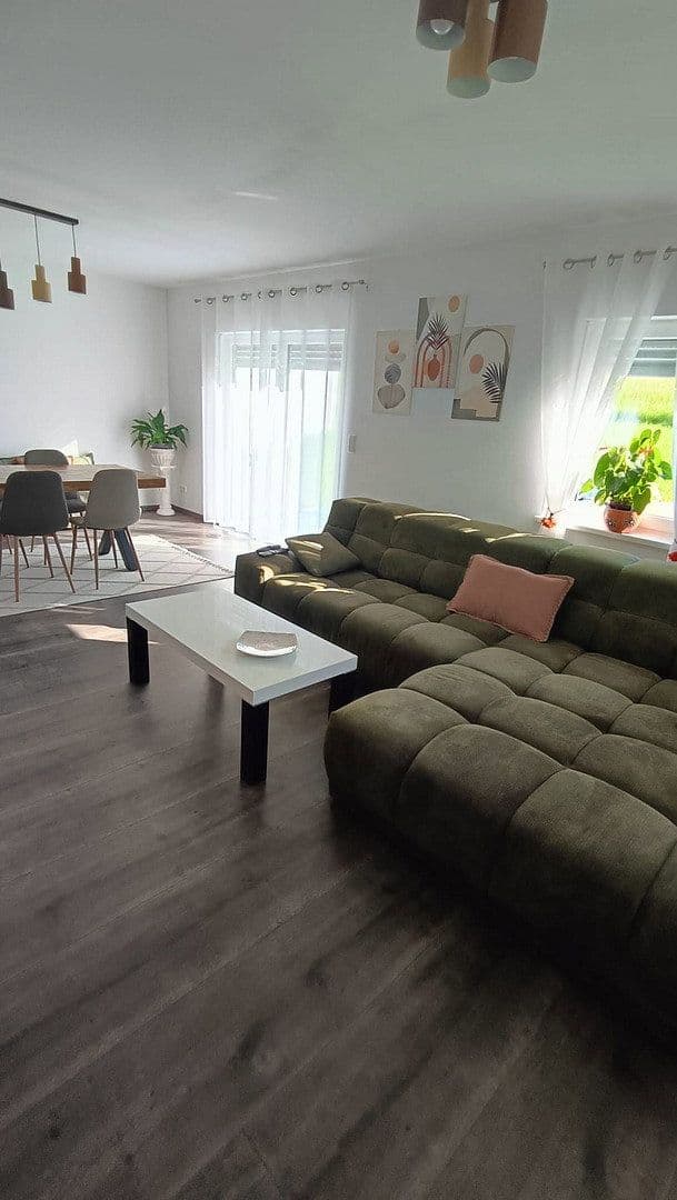 Predaj domu 112 m², pozemok 439 m², Haiterbach, Bádensko-Wurttembersko Predaj domu 112 m², pozemok 439 m², Haiterbach, Bádensko-Wurttembersko