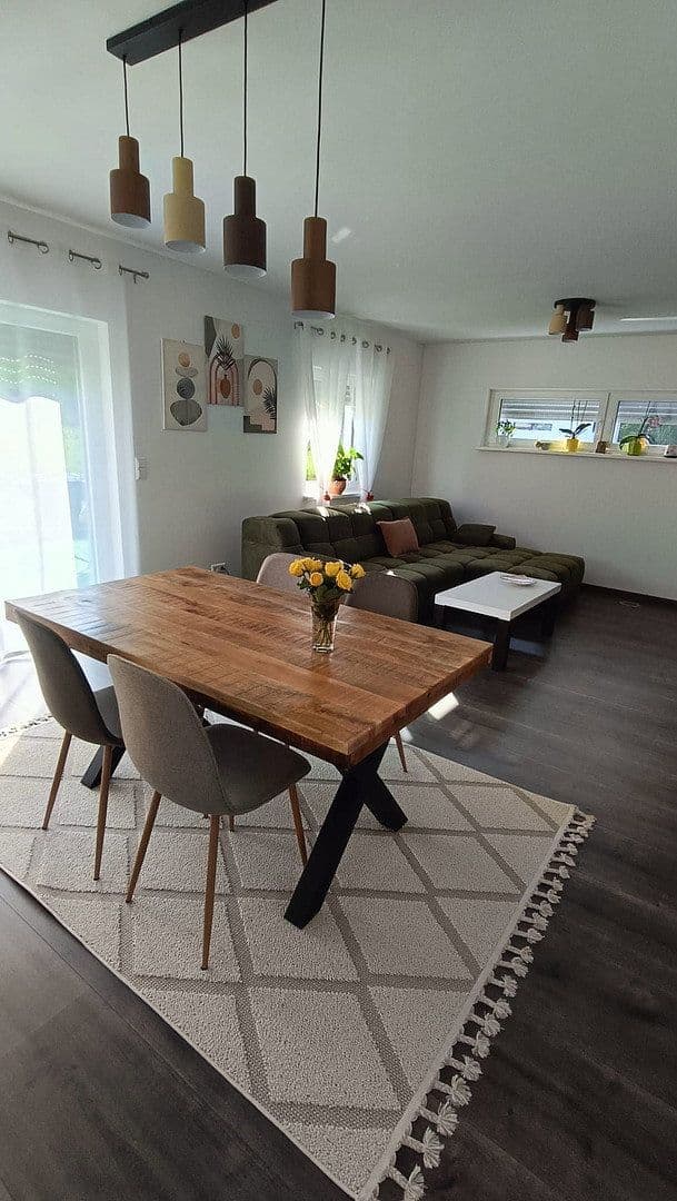 Predaj domu 112 m², pozemok 439 m², Haiterbach, Bádensko-Wurttembersko Predaj domu 112 m², pozemok 439 m², Haiterbach, Bádensko-Wurttembersko