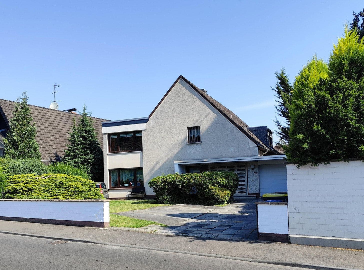 Predaj domu 235 m², pozemok 909 m², Forststr. 73, Köln, Severné Porýnie - Westfálsko Predaj domu 235 m², pozemok 909 m², Forststr. 73, Köln, Severné Porýnie - Westfálsko