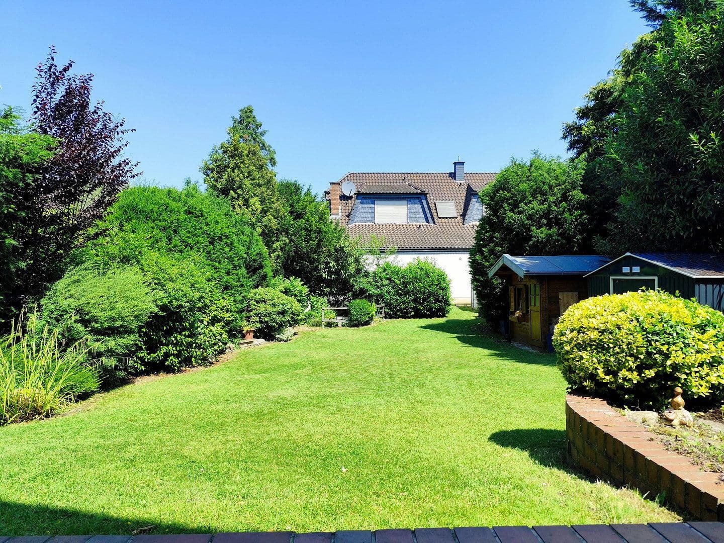 Predaj domu 235 m², pozemok 909 m², Forststr. 73, Köln, Severné Porýnie - Westfálsko Predaj domu 235 m², pozemok 909 m², Forststr. 73, Köln, Severné Porýnie - Westfálsko