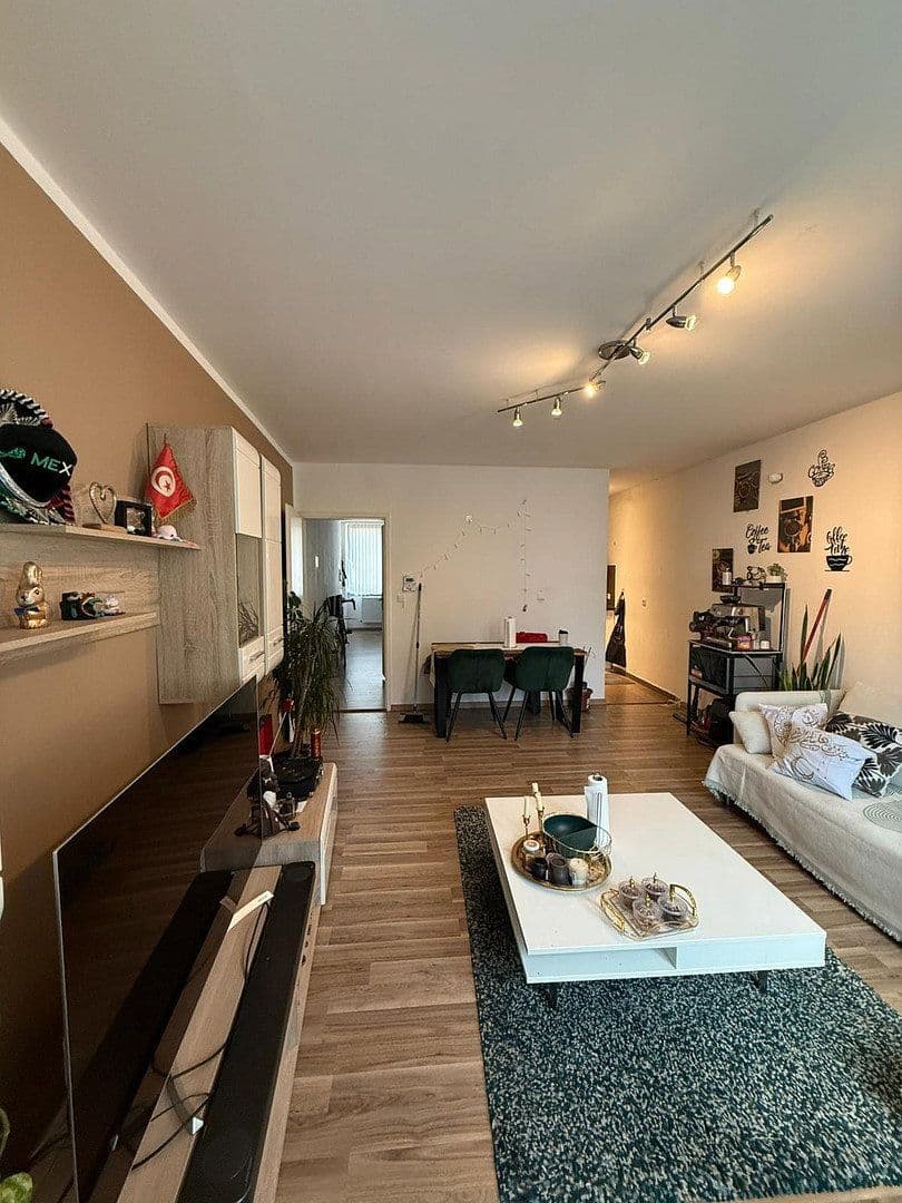 Prenájom bytu 2-izbový 45 m², Köln, Severné Porýnie - Westfálsko Prenájom bytu 2-izbový 45 m², Köln, Severné Porýnie - Westfálsko