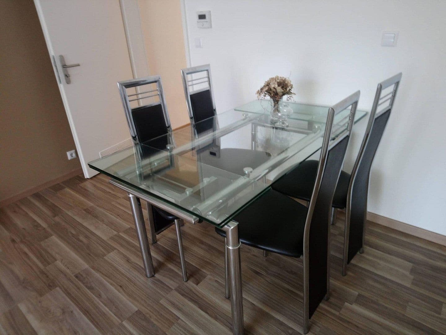 Prenájom bytu 2-izbový 45 m², Köln, Severné Porýnie - Westfálsko Prenájom bytu 2-izbový 45 m², Köln, Severné Porýnie - Westfálsko